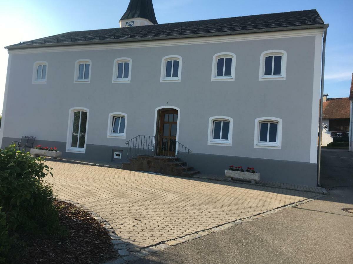 Ferienwohnung Zum Dorfwirt Riedenburg Exterior foto